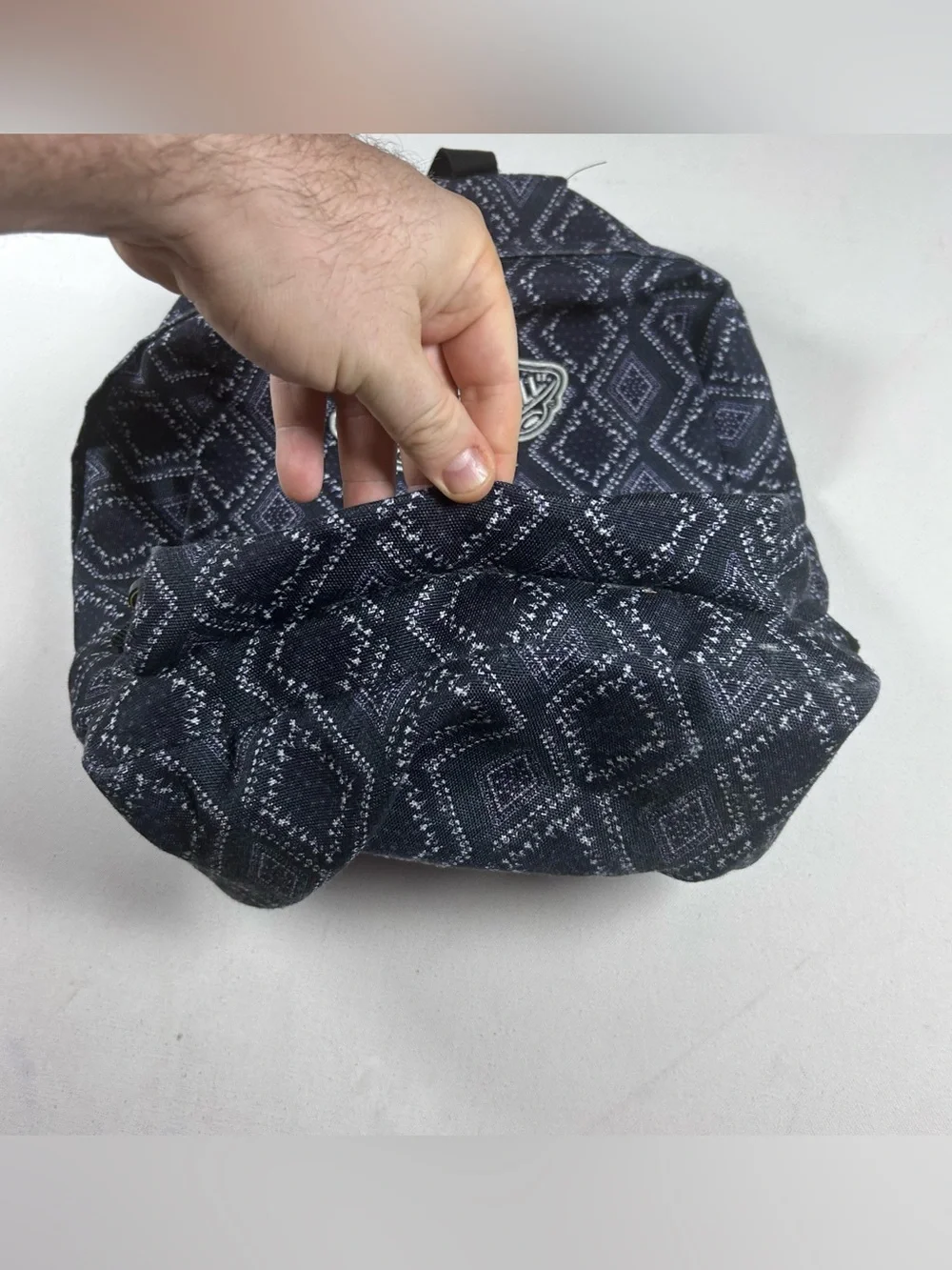 Vans Off The Wall Realm Geometric Diamond Knit Medium Sized Backpack